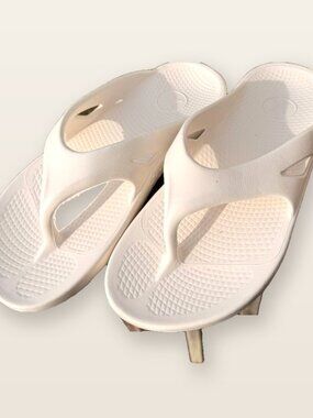 Hurley White EVA Comfort Sandals Men's 8 Women's 9.5 Lightweight